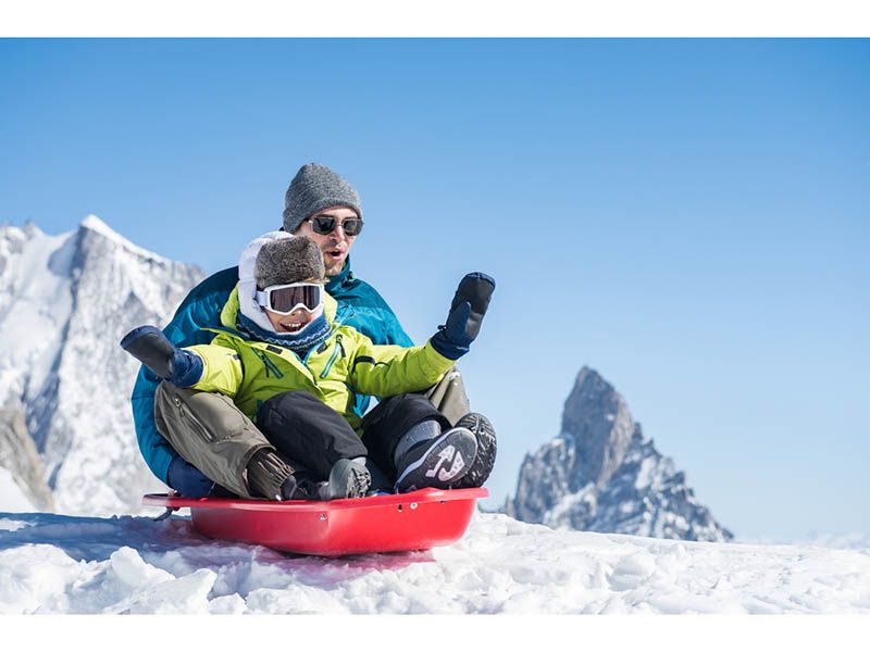 Children’s Use of Helmets Low During Sledding