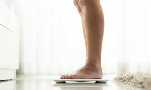 Text Messages + Financial Incentives Boost Weight Loss at 12 Months